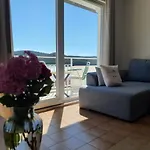 Guest house Mila Tisno