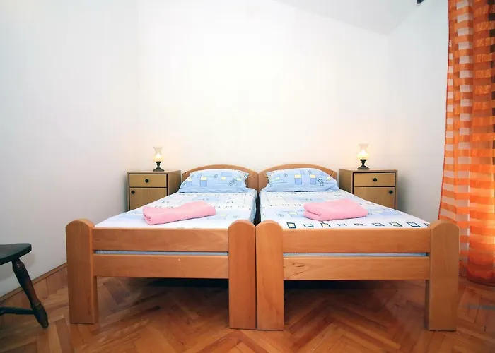 Guest house Mila Tisno