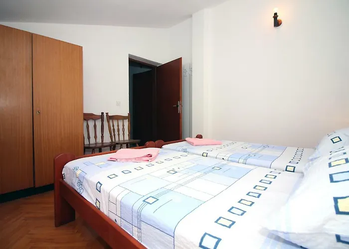 Guest house Mila Tisno